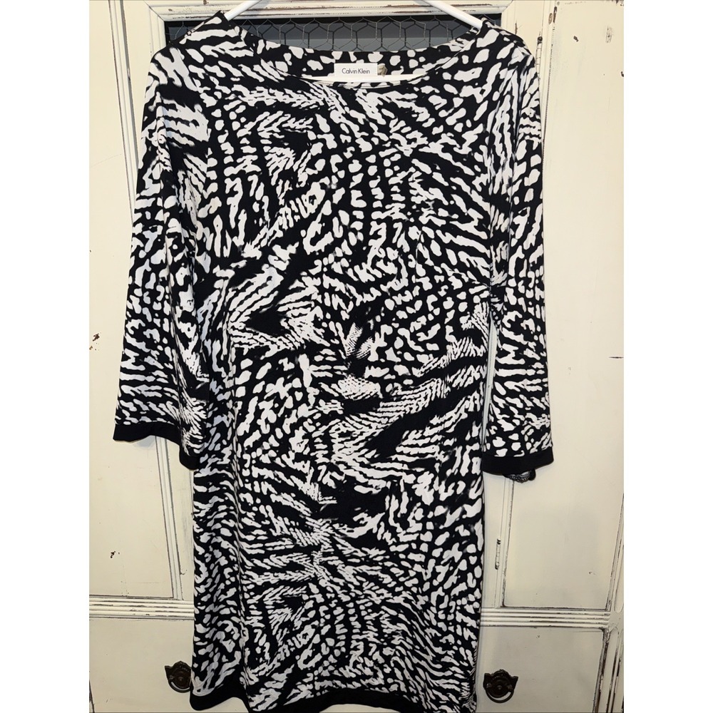Calvin Klein Stretchy Dress Size 8 Black/white‎
